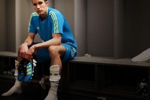 开云体育APP下载-丁俊晖轻松进32强，中国名将遭遇大冷淘汰，丁俊晖轻松晋级